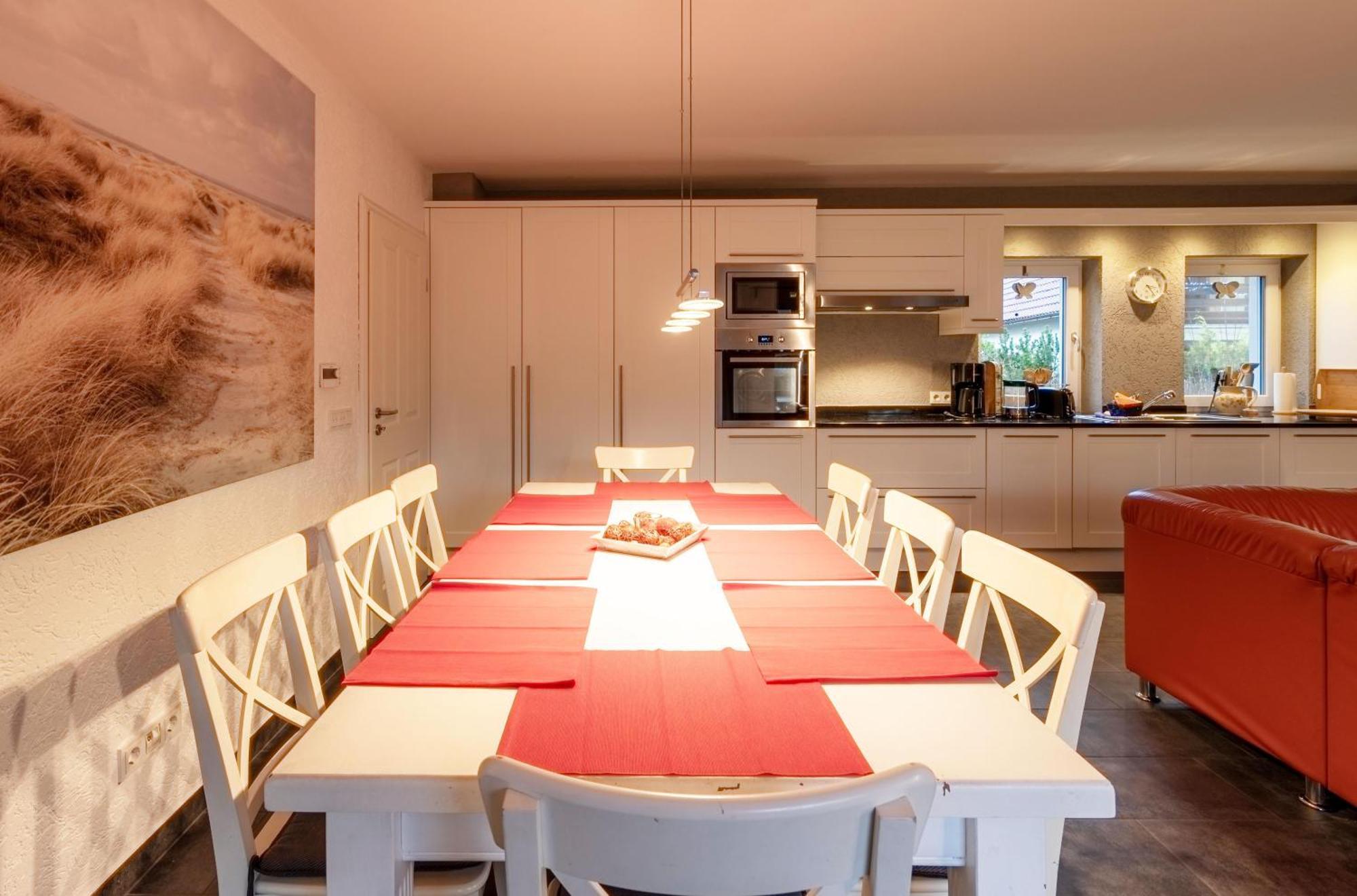 Ferienhaus Daniela Mit Terrasse Und Garten Silz  ภายนอก รูปภาพ